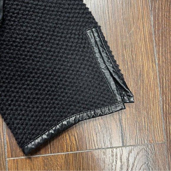 Chico’s Fringed Rose Cardigan SZ 2/12 - Picture 4 of 9